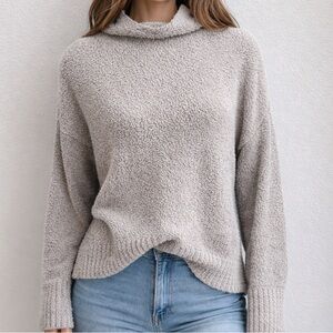 Ugg Mock Neck Sweater Boucle Pullover Neutral Long Sleeve Taupe Gray Size Medium